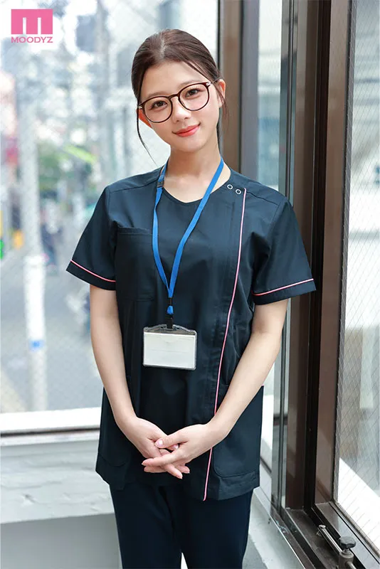 性癖大集合!11月出道新人AV女优,巨乳蚂蚁腰、短髮外加黑亮乳首一次拥有